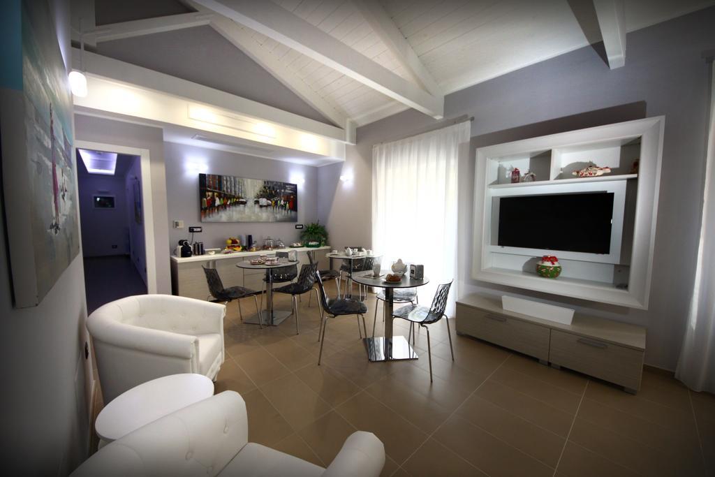 La Corte Del Geco Crotone Exterior photo